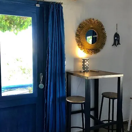 Chez Cecile Mokhlos